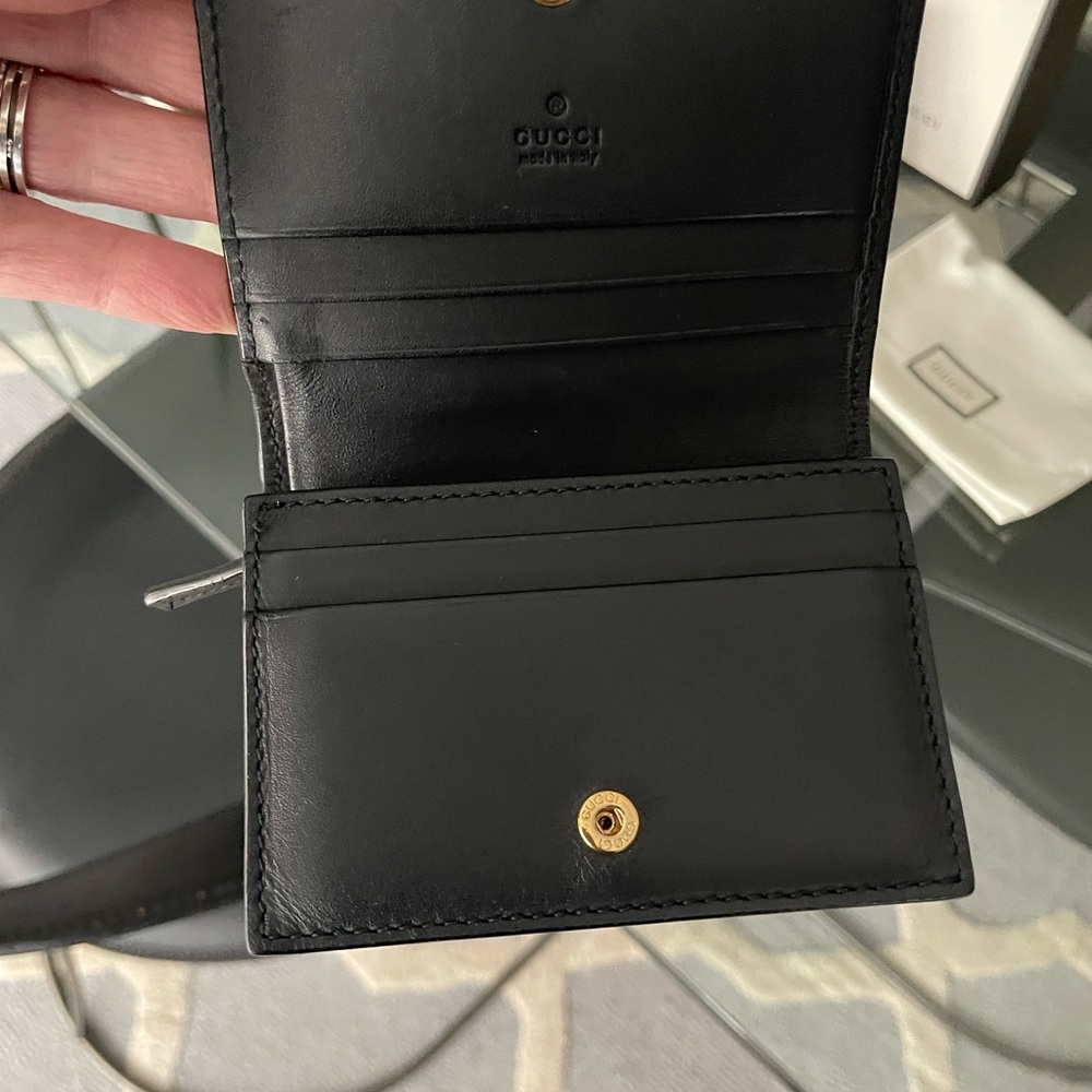 Authentic Gucci GG Supreme Bee Billfold wallet - Picture 4 of 8